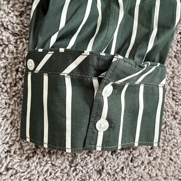 Madewell Dark Green and White Striped Button-Up Shirt - Picture 4 of 8